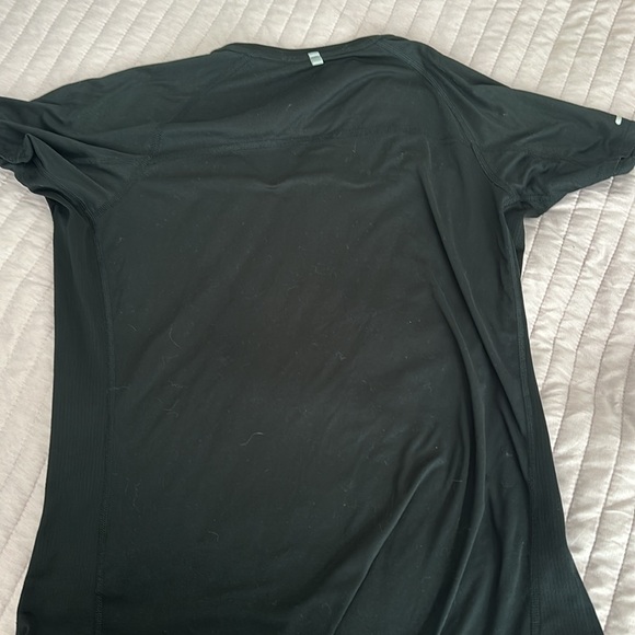 Dri fit tee Large - Picture 3 of 3